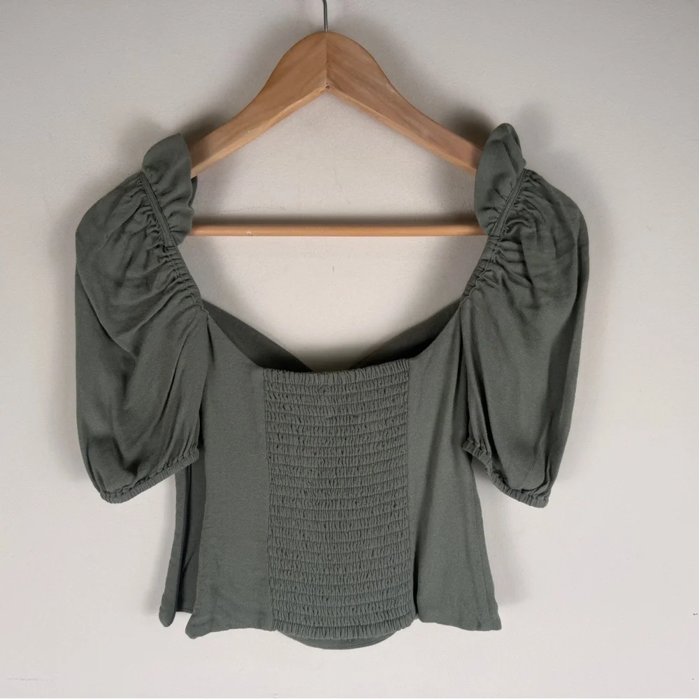 Wilfred Aritzia Novella Top-Size 2XS-Sweetheart Neckline-Sage Green Short Sleeve